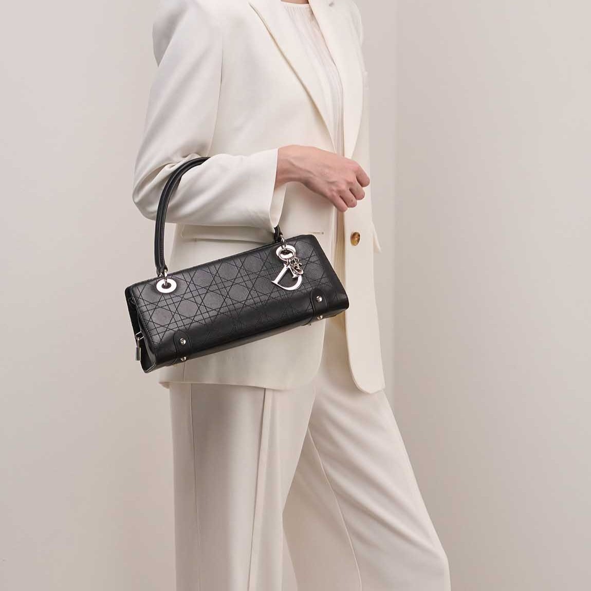 کریستین دیور (Christian Dior)